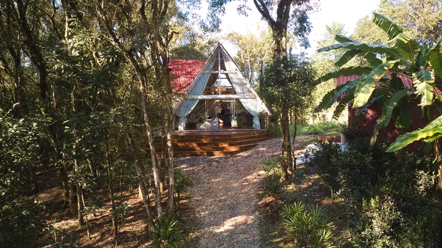 Acesso ao chalé A-frame